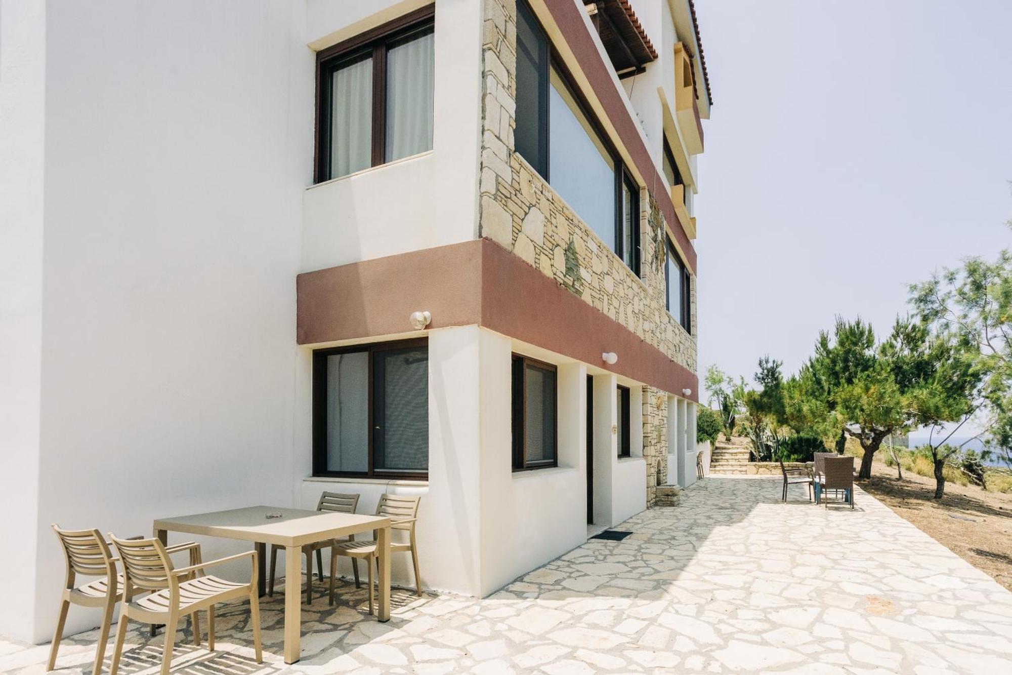 Iliatoras Apart otel Agia Pelagia Dış mekan fotoğraf